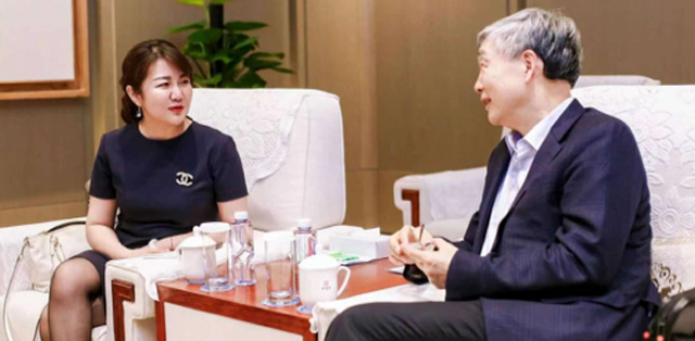 数字孪生技术赋能新基建——ag九游会真人股份精彩亮相数字孪生高峰论坛